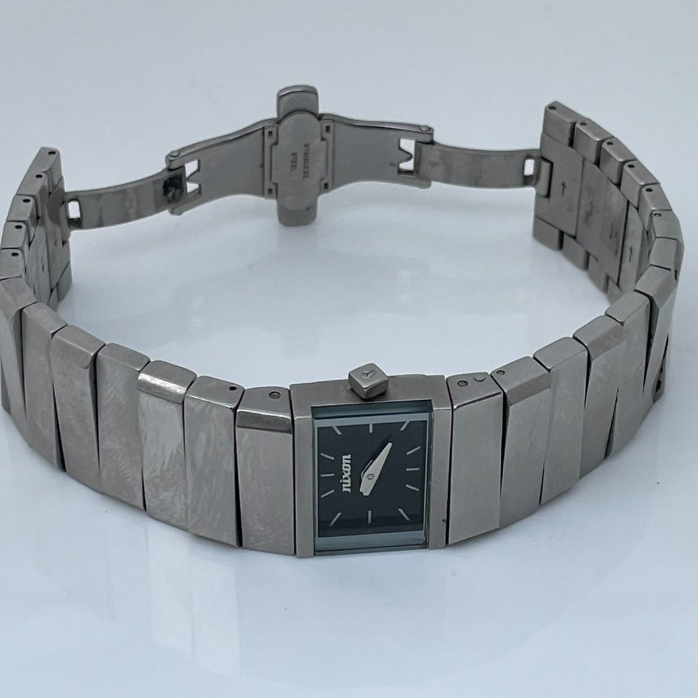 Nixon Wristwatch SEDUCTRESS  THE SIREN Silver Tone - Picture 13 of 13